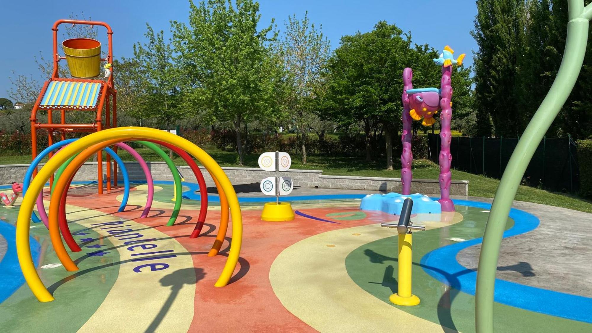 Camping Piantelle Moniga del Garda Ngoại thất bức ảnh