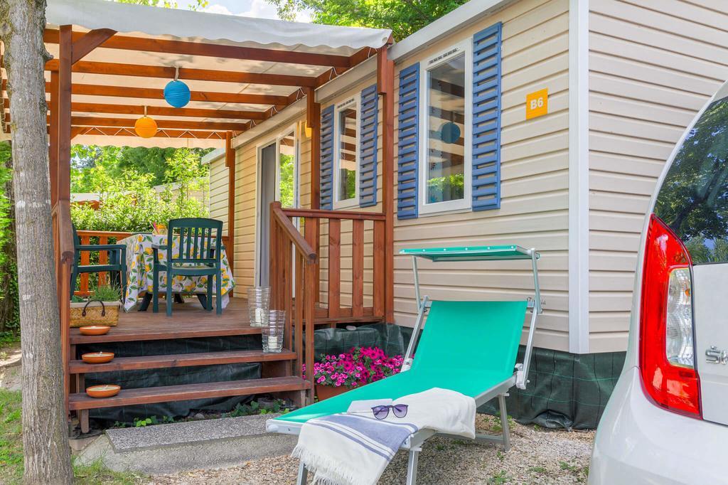 Camping Piantelle Moniga del Garda Ngoại thất bức ảnh